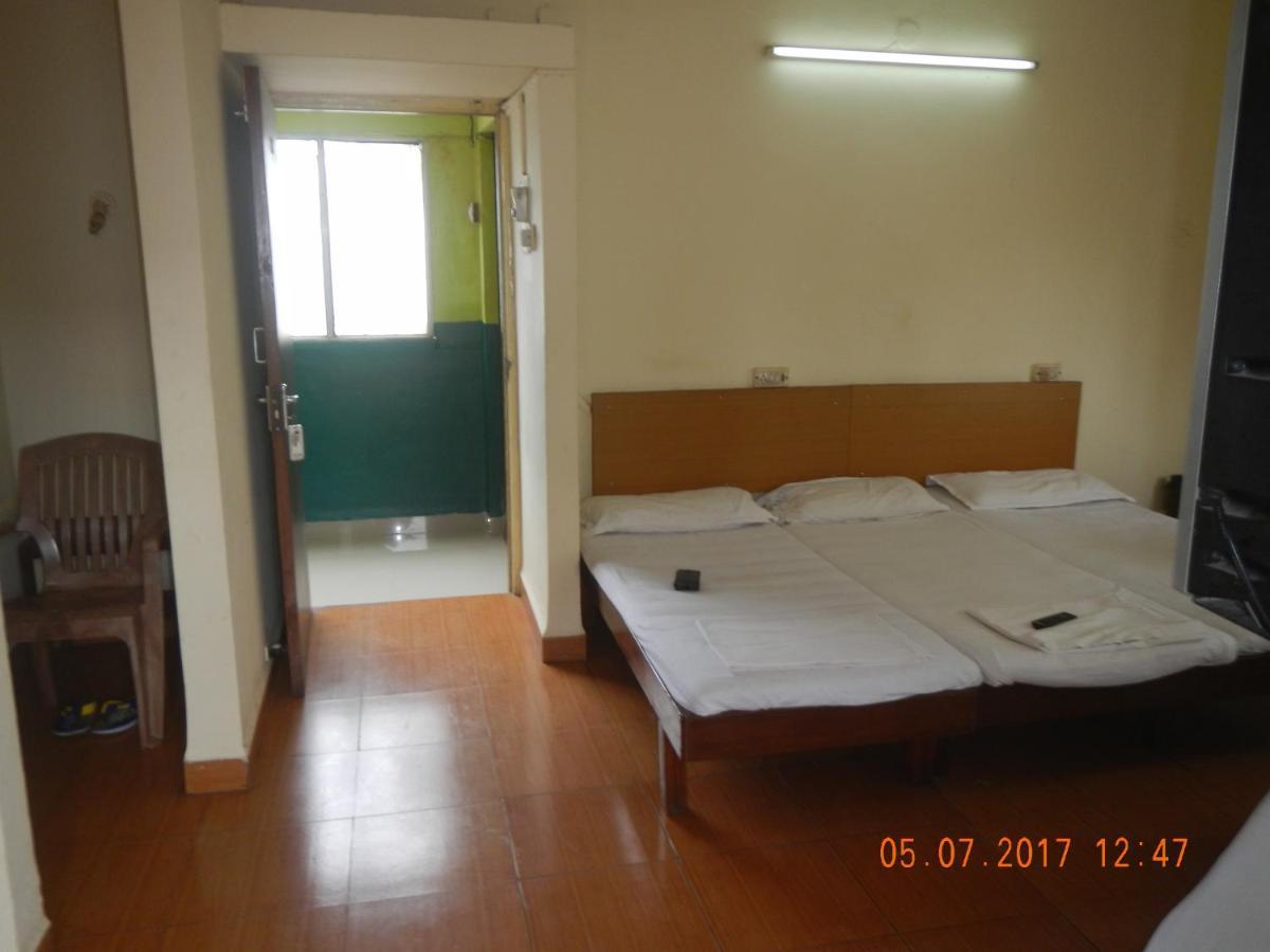 Rukmini Hotel 3*